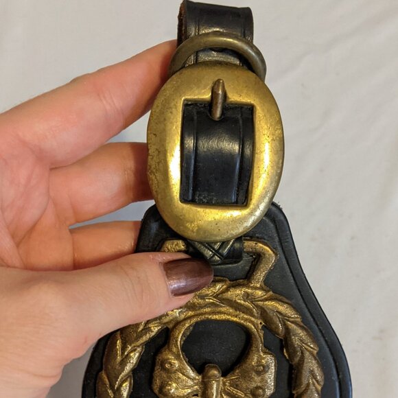 Vintage 3 Brass Horse Medallions Equestrian Strap Bridle 14.5" Buckle Country - Picture 2 of 5